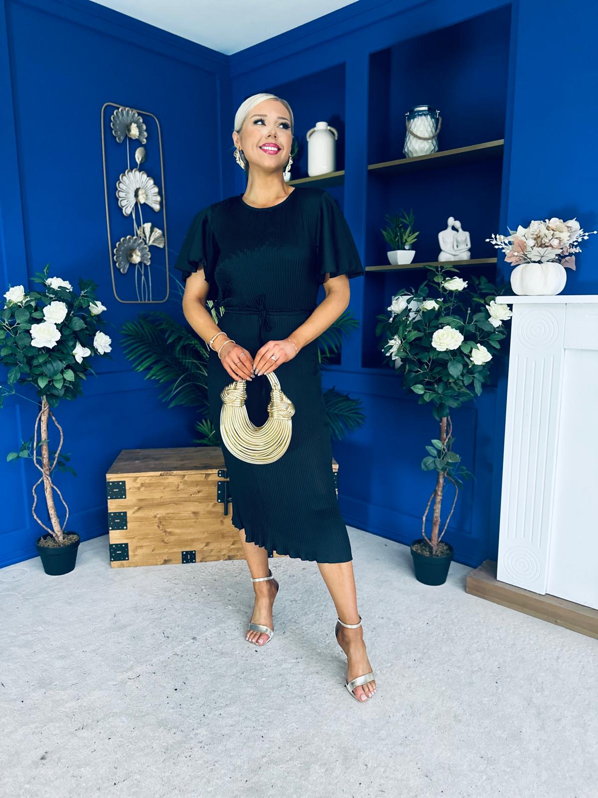 Sadie Plisse Detail Midi Dress Black