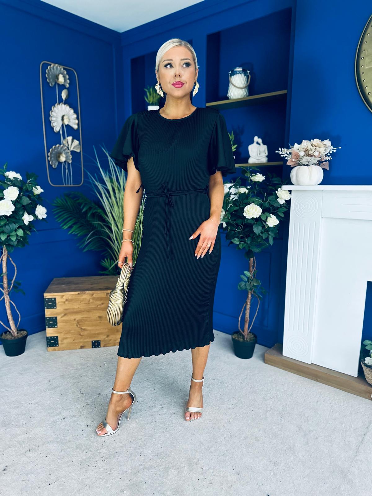 Sadie Plisse Detail Midi Dress Black