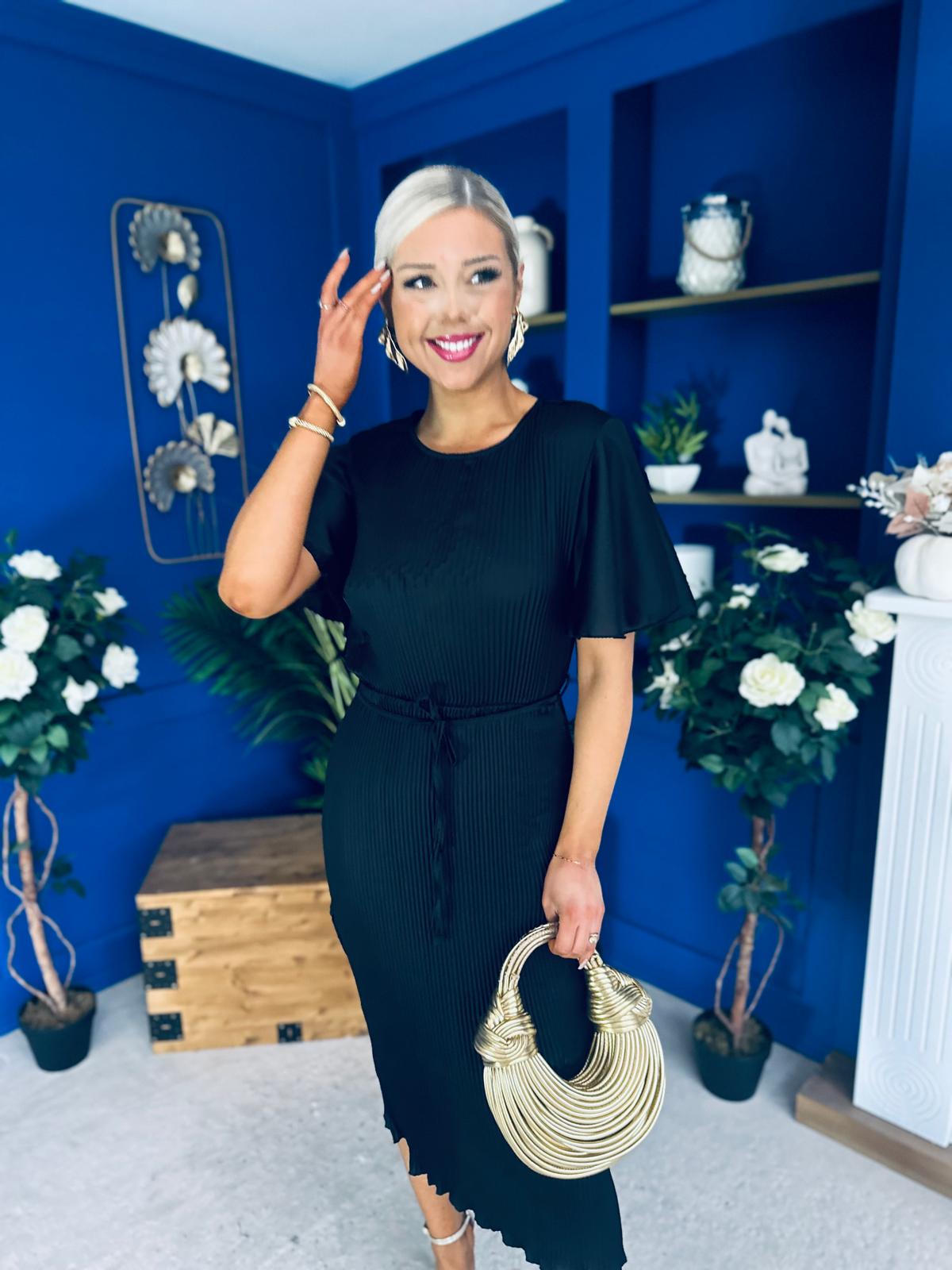 Sadie Plisse Detail Midi Dress Black