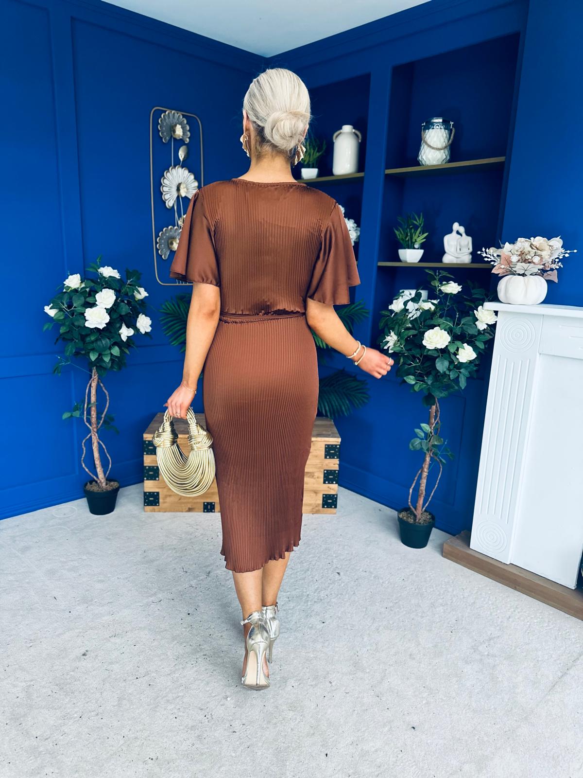 Sadie Plisse Detail Midi Dress Coco