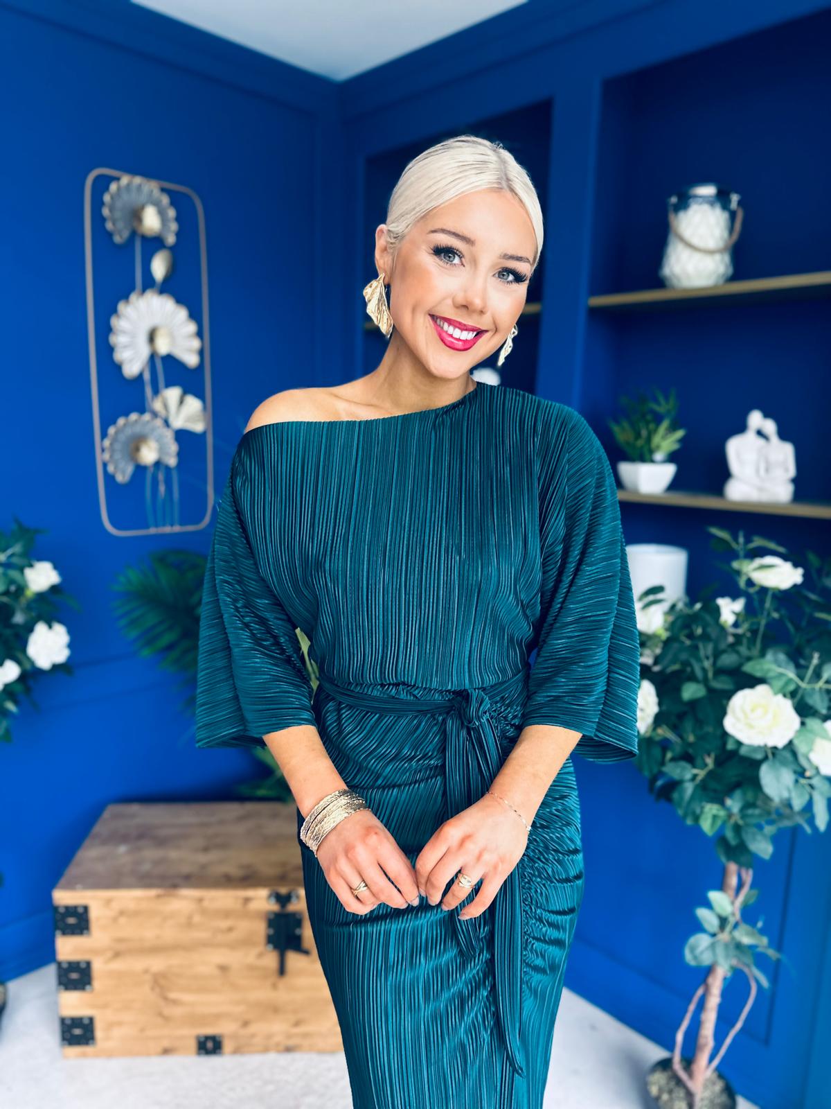 Vendy Off The Shoulder Ruched Detail Midi Dress Forest