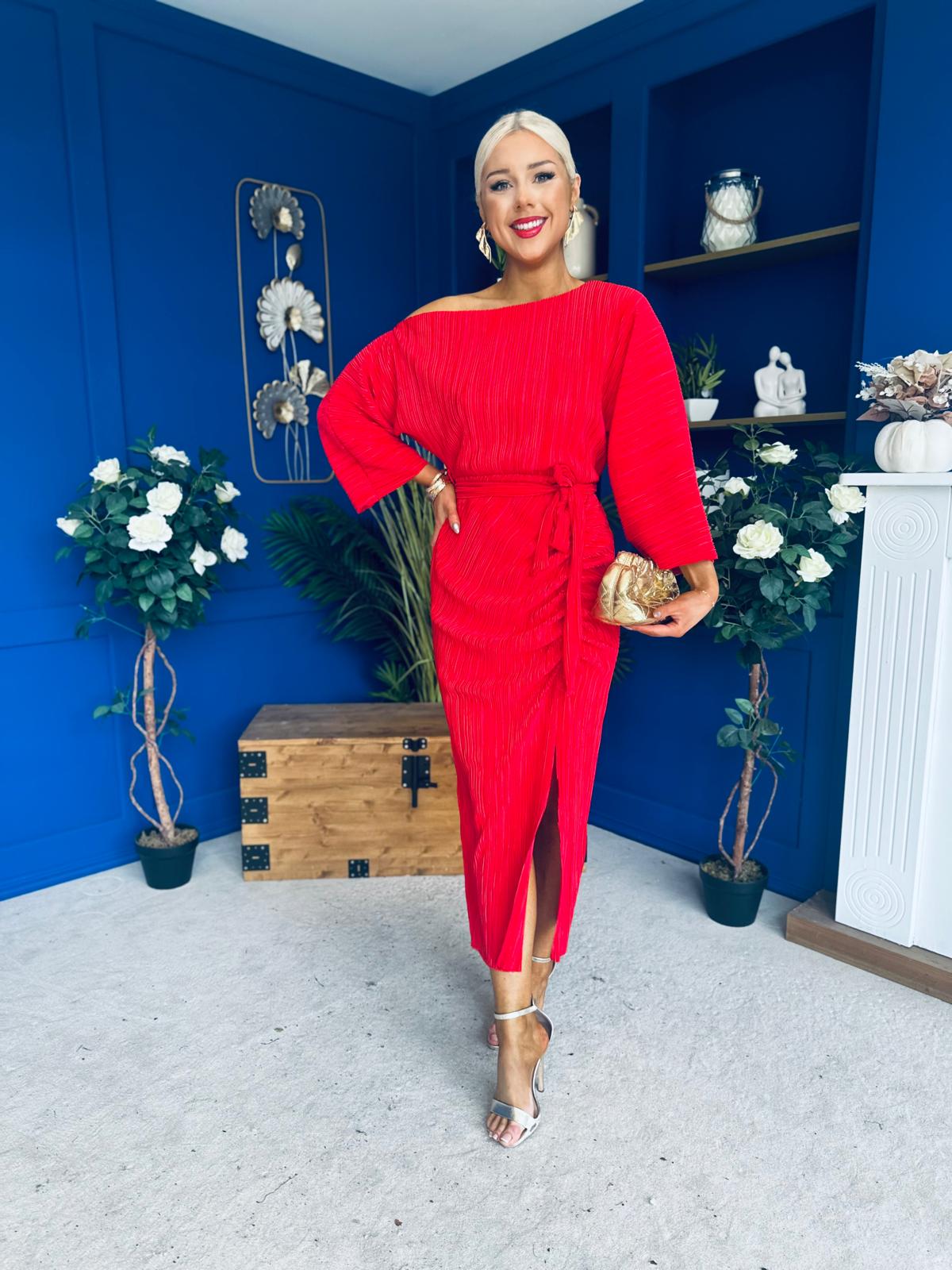 Vendy Off The Shoulder Ruched Detail Midi Dress Red