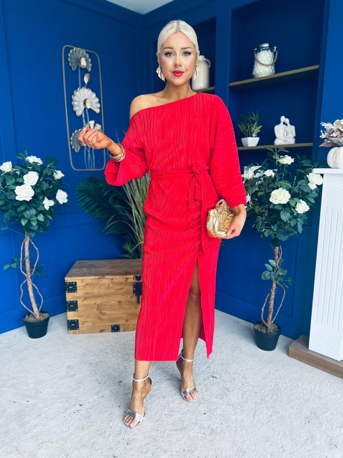 Vendy Off The Shoulder Ruched Detail Midi Dress Red