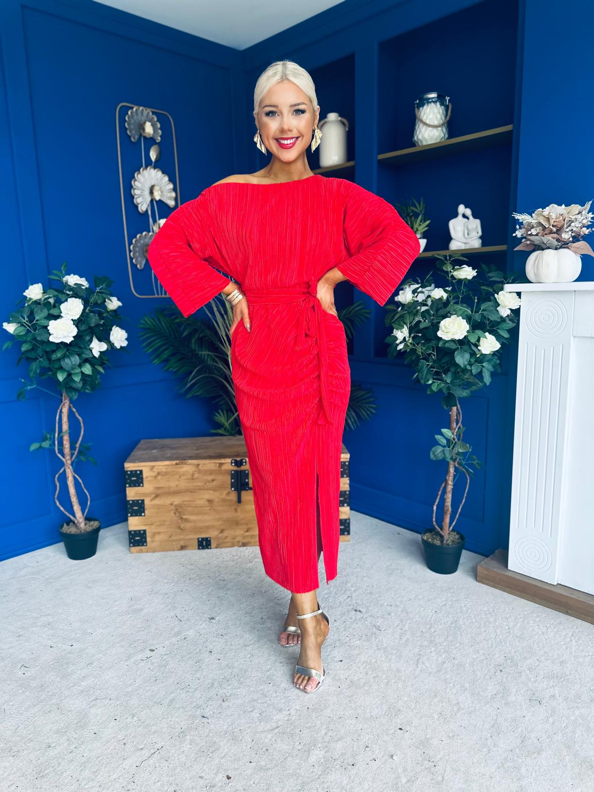 Vendy Off The Shoulder Ruched Detail Midi Dress Red