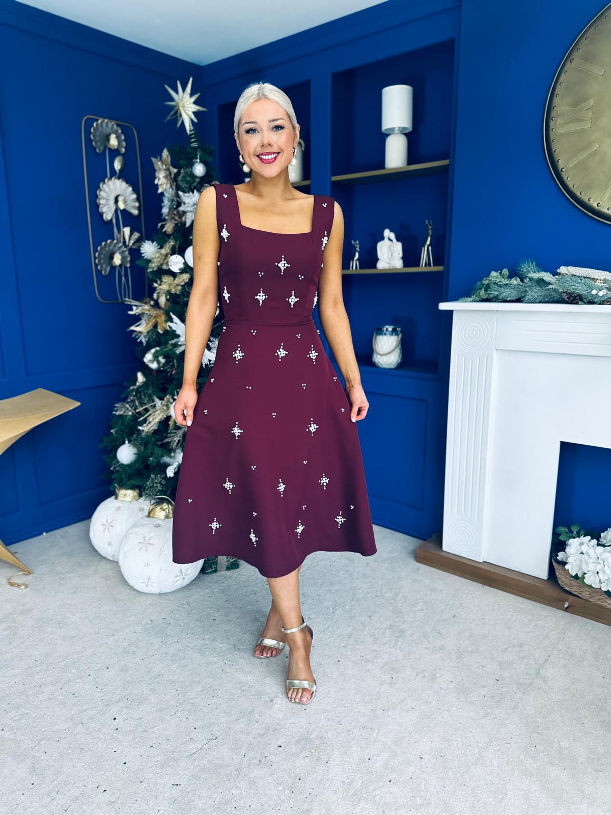 Scarlett Pearl Embellished Occasion Dress Burgundy