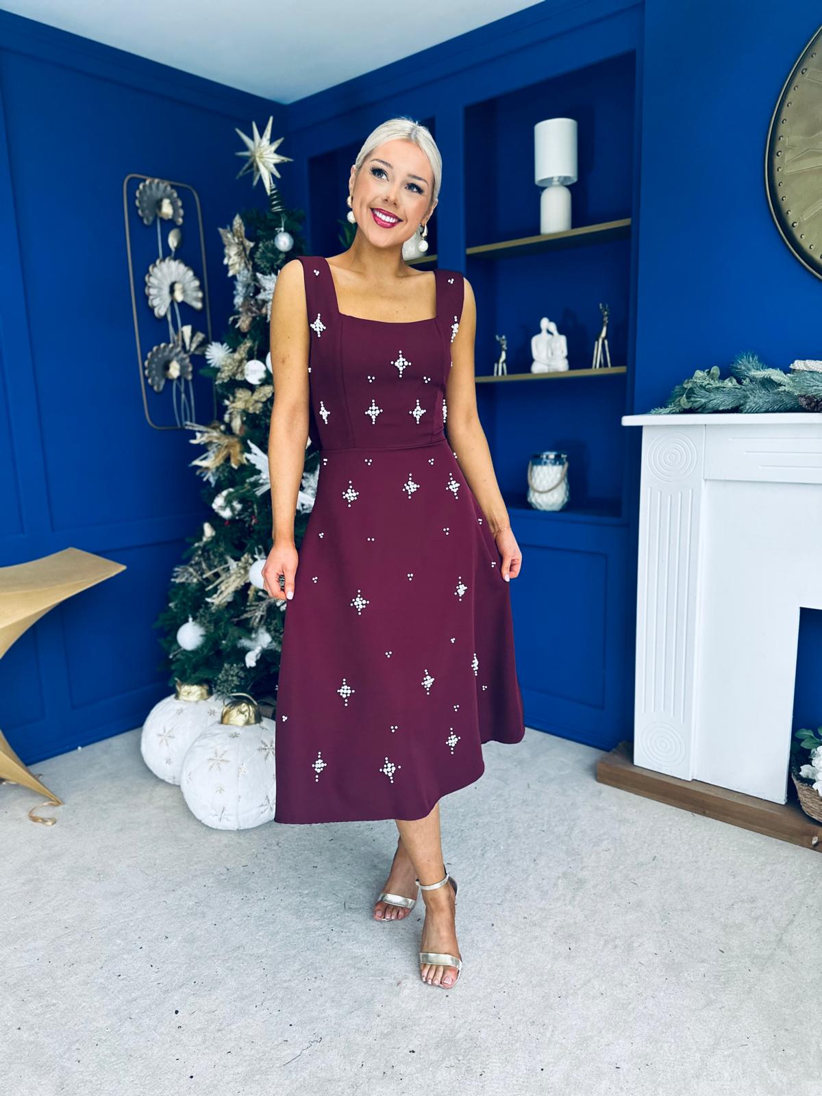 Scarlett Pearl Embellished Occasion Dress Burgundy