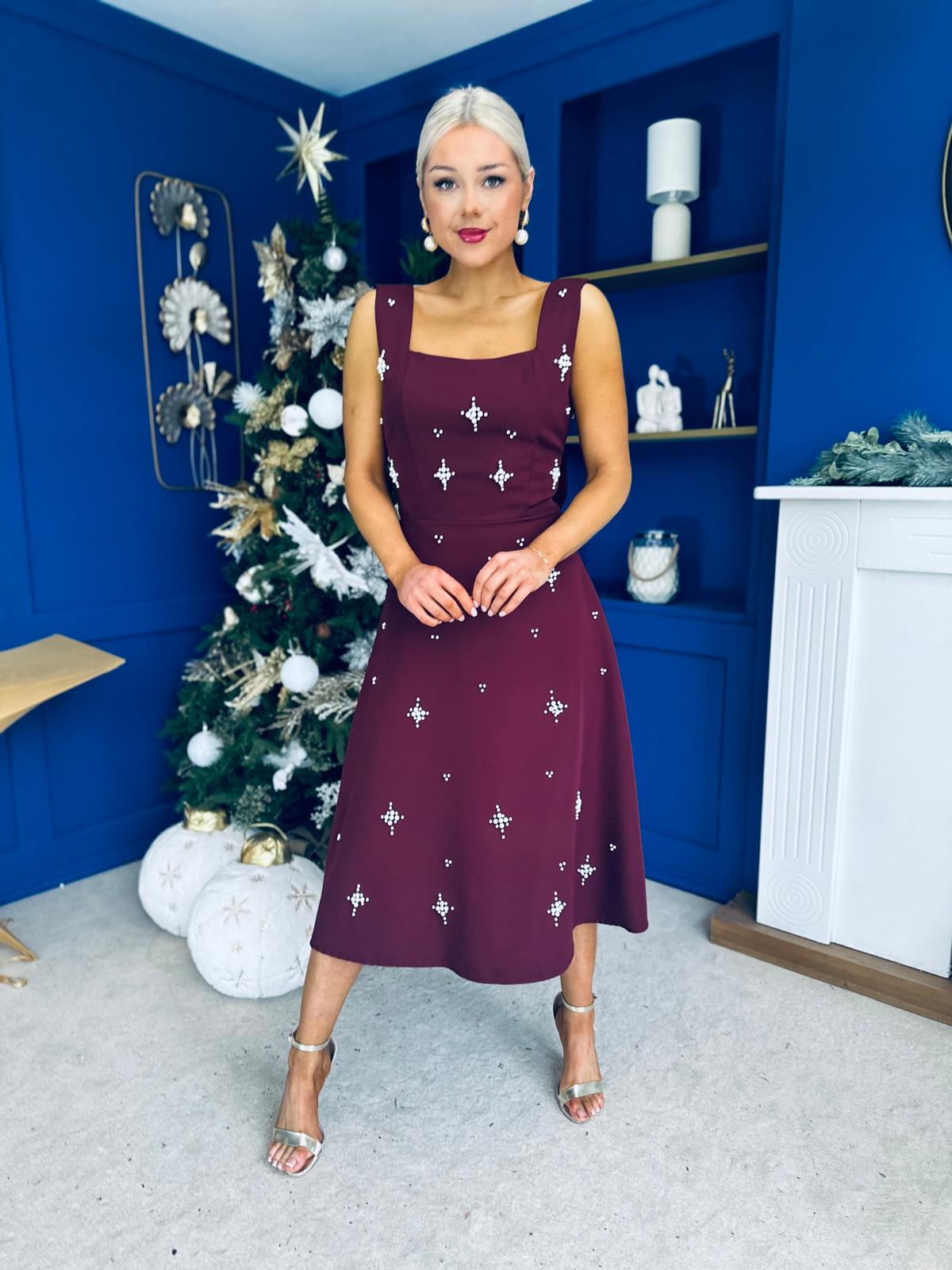 Scarlett Pearl Embellished Occasion Dress Burgundy