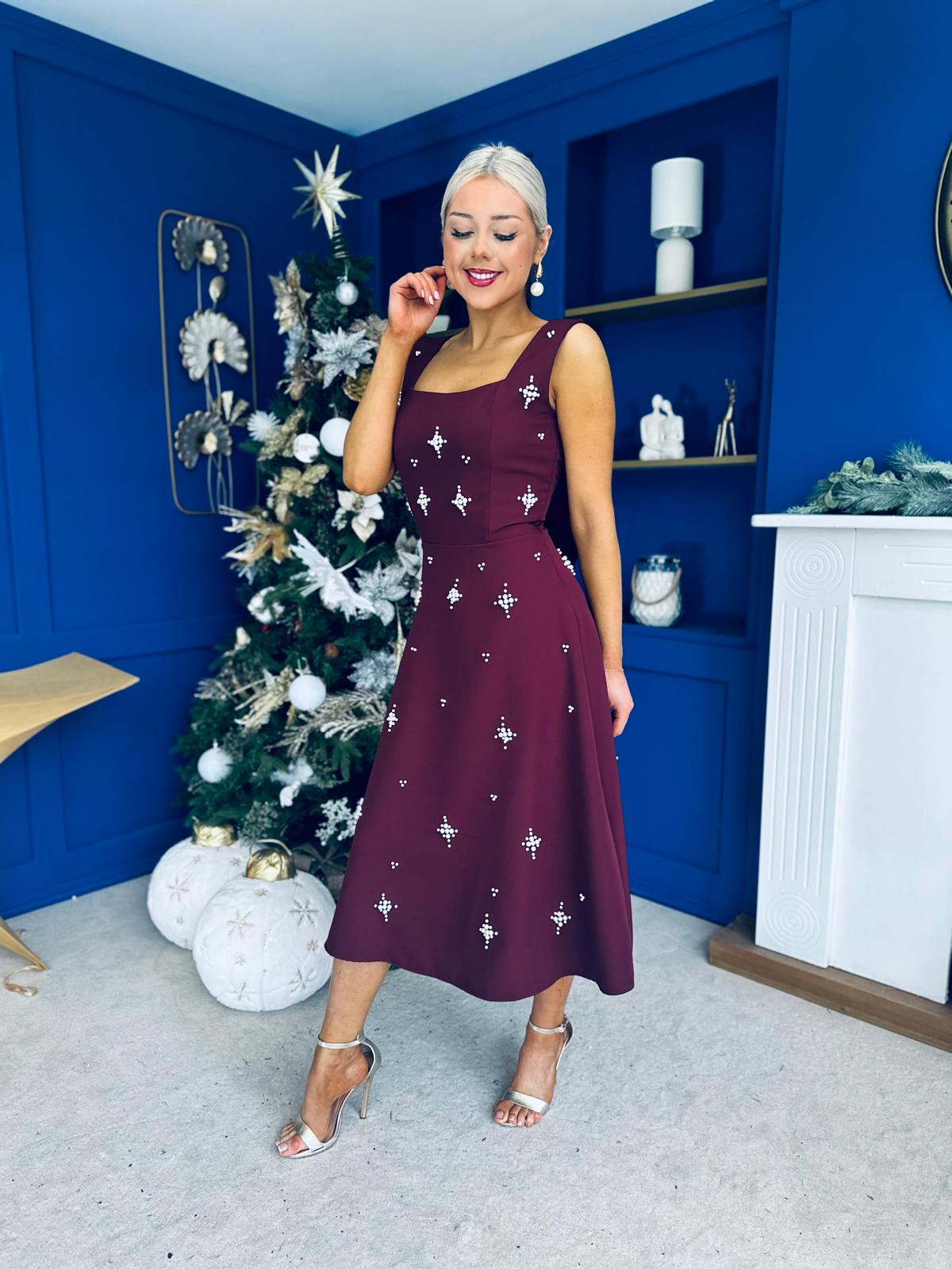 Scarlett Pearl Embellished Occasion Dress Burgundy