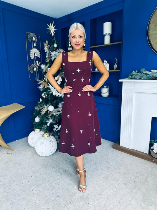 Scarlett Pearl Embellished Occasion Dress Burgundy