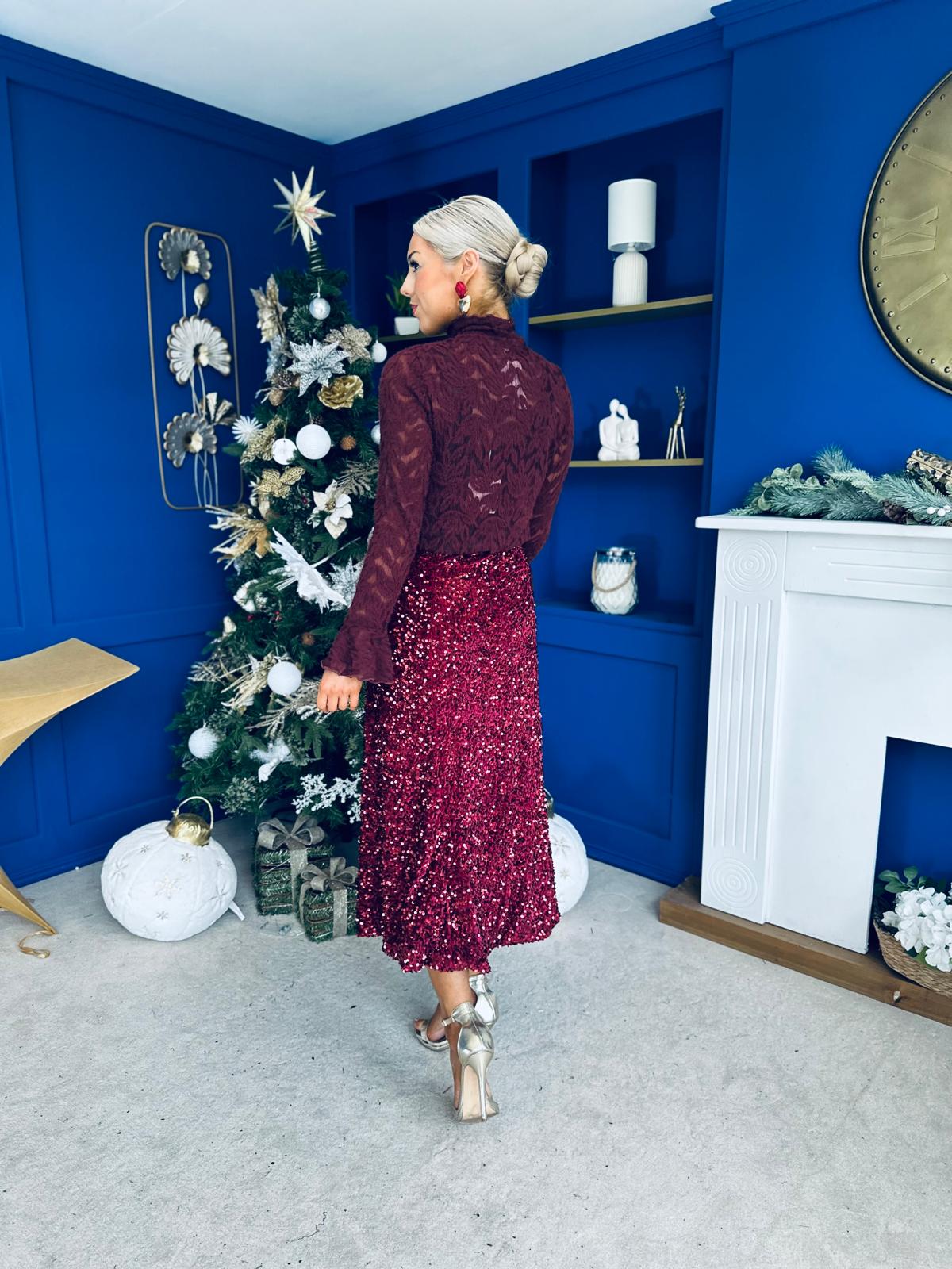 Kyra Burnout Detail Top Burgundy