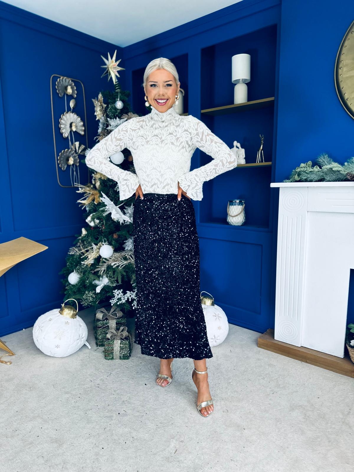 Kyra Burnout Detail Top Cream