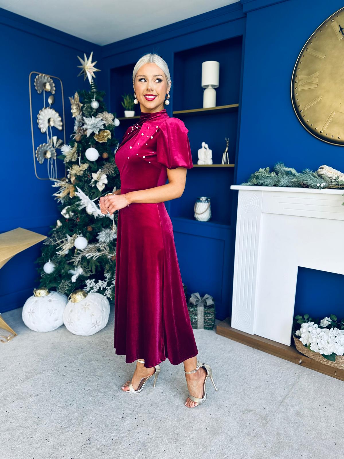 Robyn Pearl Detailed Velvet Midi Dress Wine