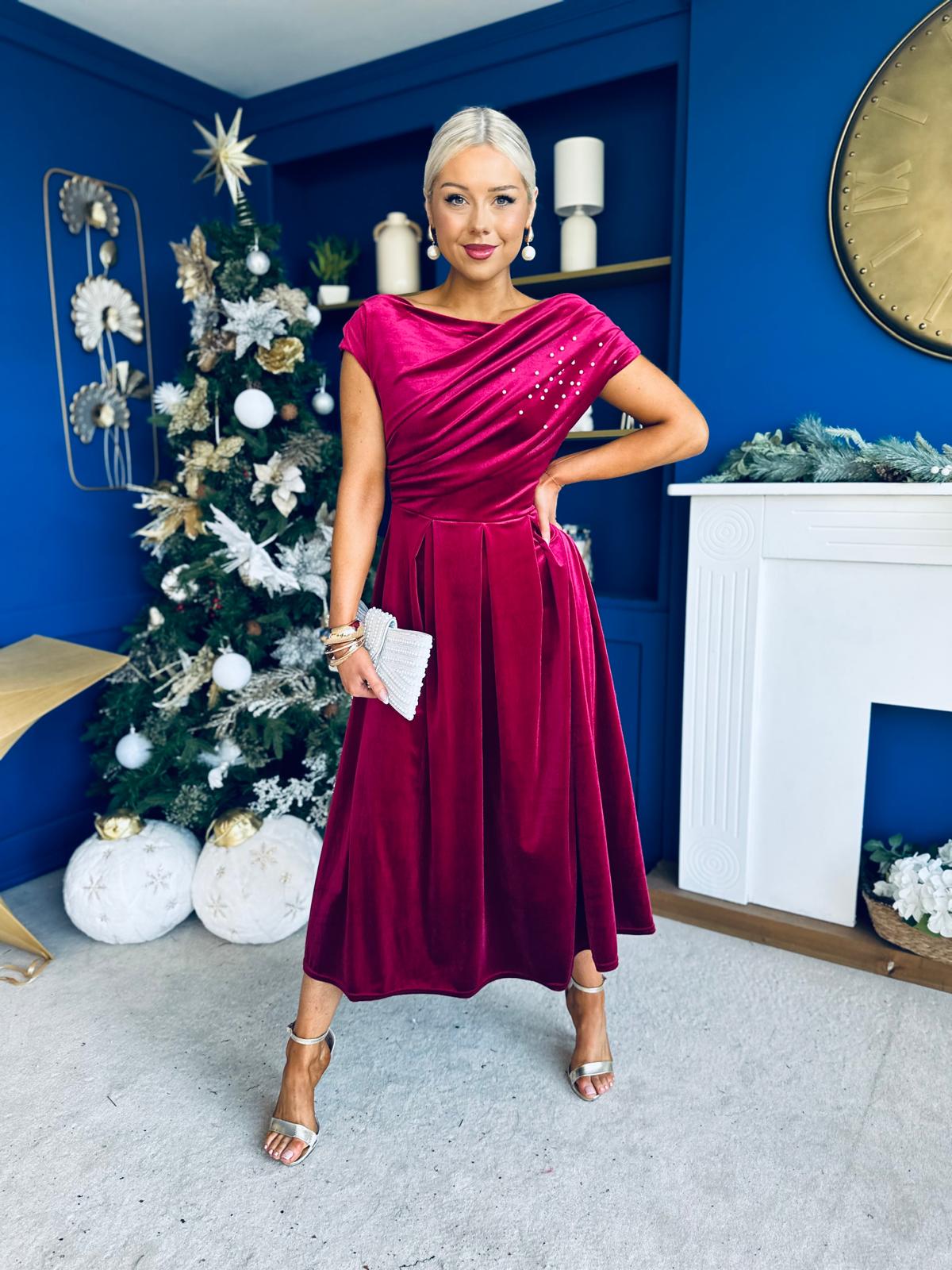 Harriet Pearl Detailed Velvet Midi Dress Wine