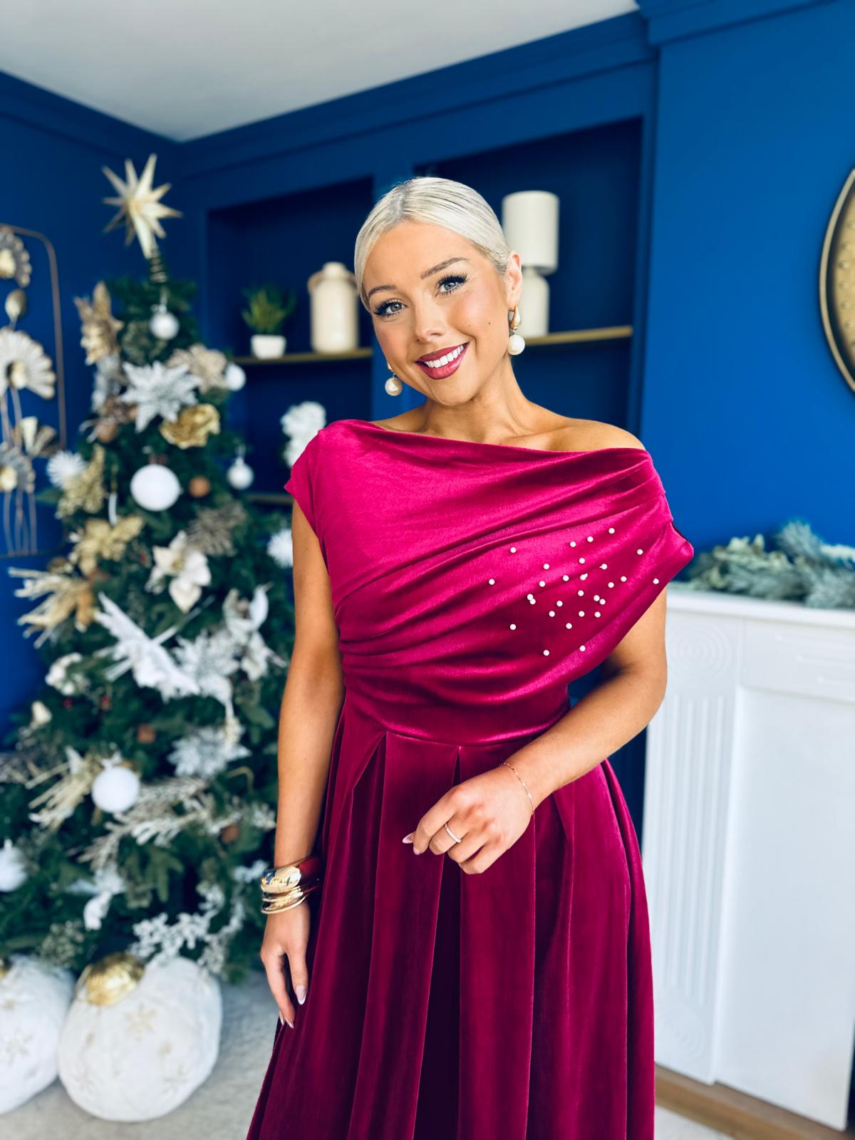 Harriet Pearl Detailed Velvet Midi Dress Wine