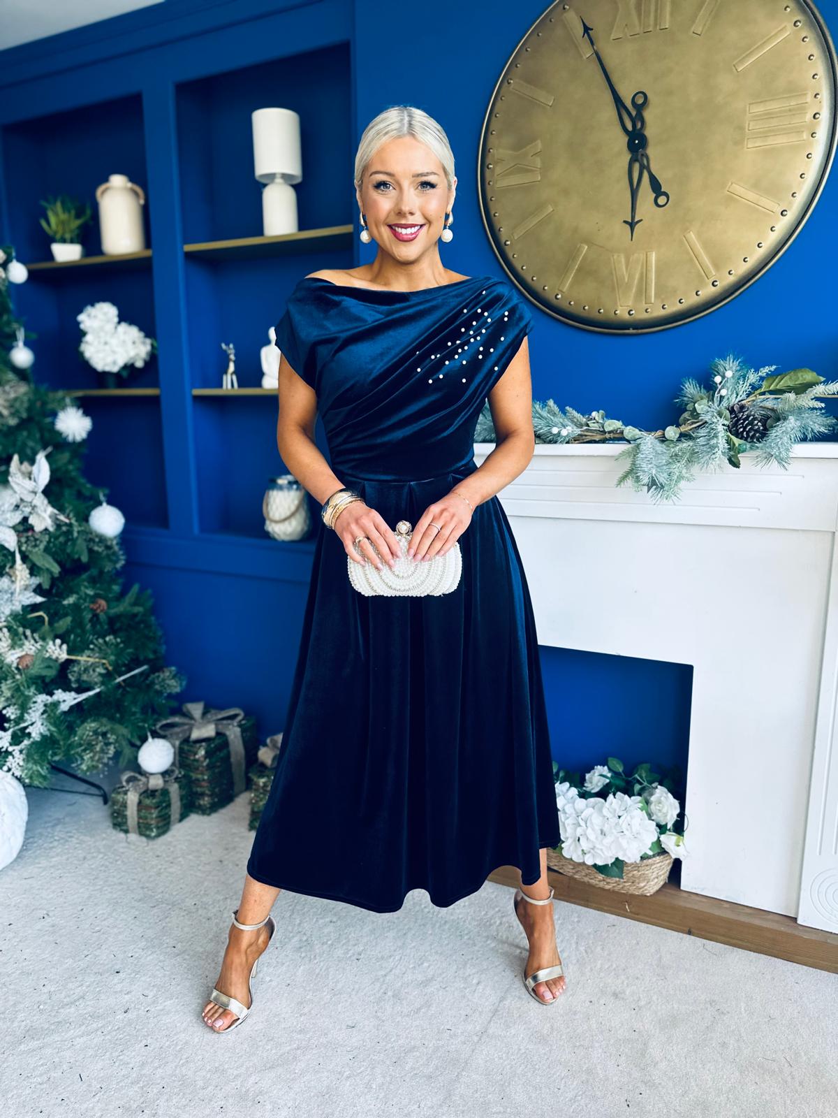 Harriet Pearl Detailed Velvet Midi Dress Navy