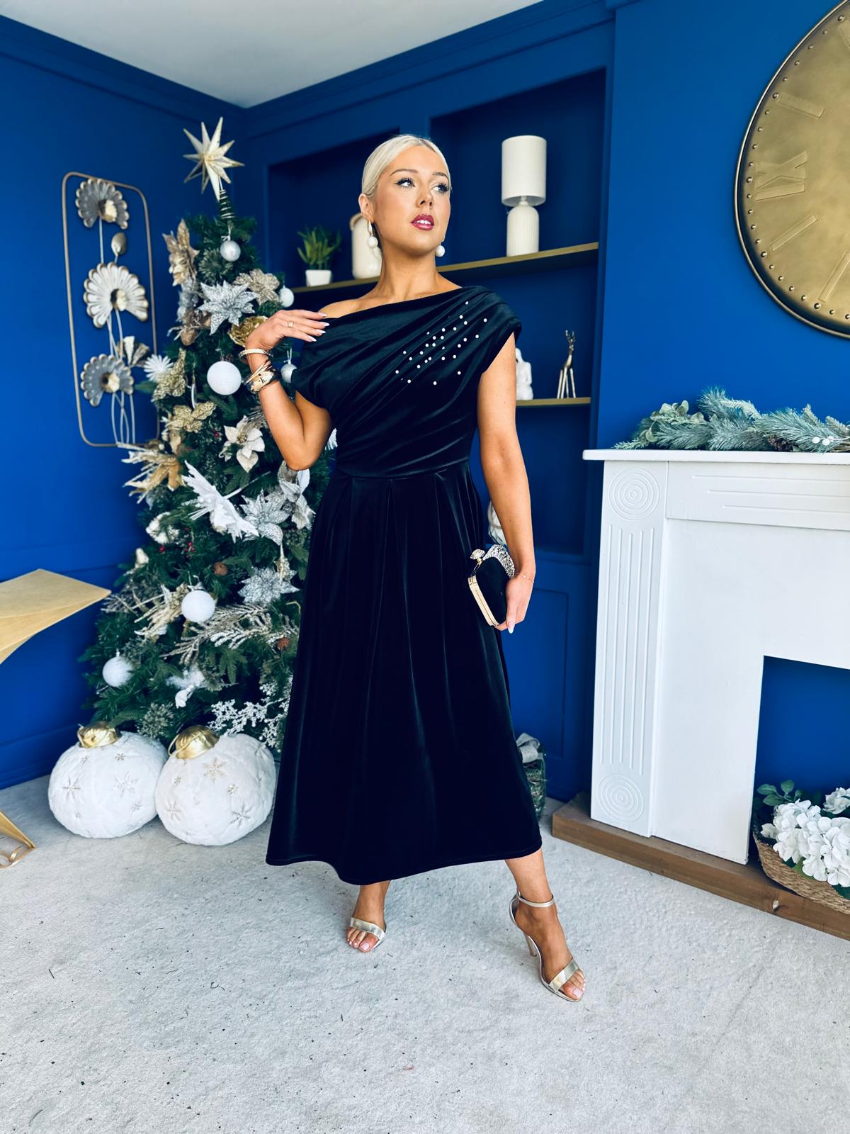 Harriet Pearl Detailed Velvet Midi Dress Black