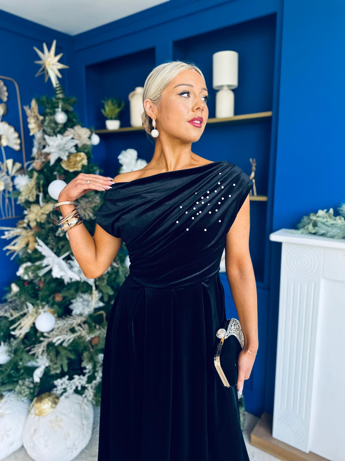 Harriet Pearl Detailed Velvet Midi Dress Black