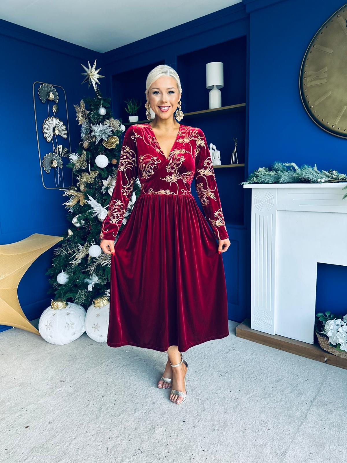 Alice Embroidered Velvet Midi Dress In Wine