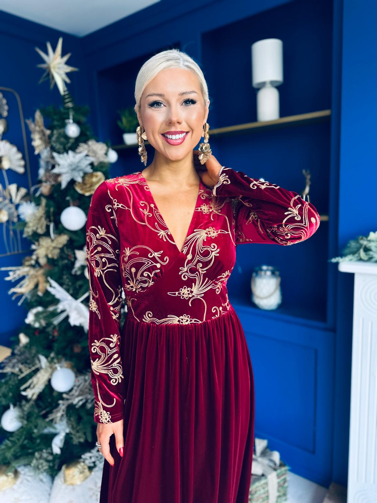 Alice Embroidered Velvet Midi Dress In Wine