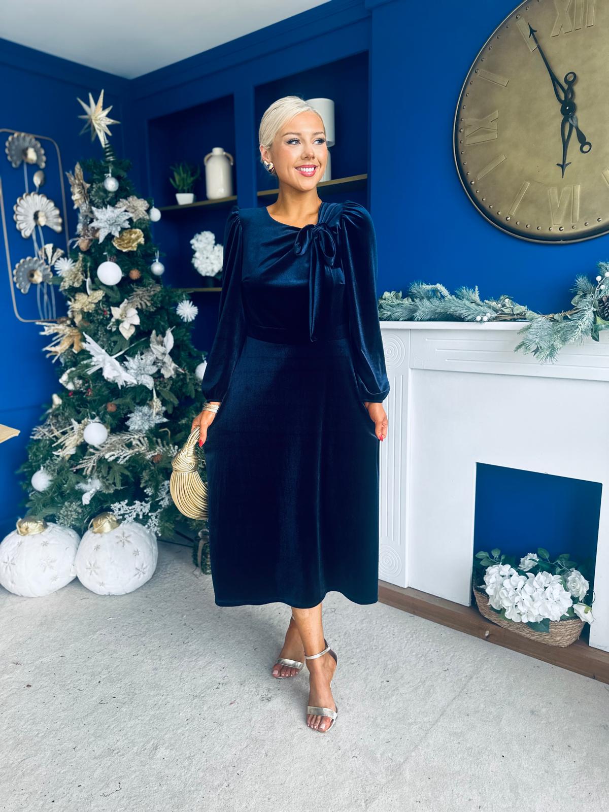 Lauren Detaild Velvet Occasion Dress Navy