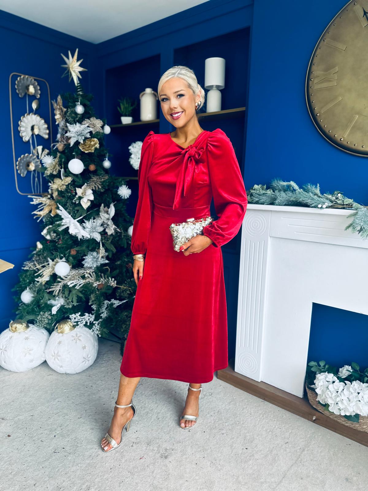 Lauren Detaild Velvet Occasion Dress Red