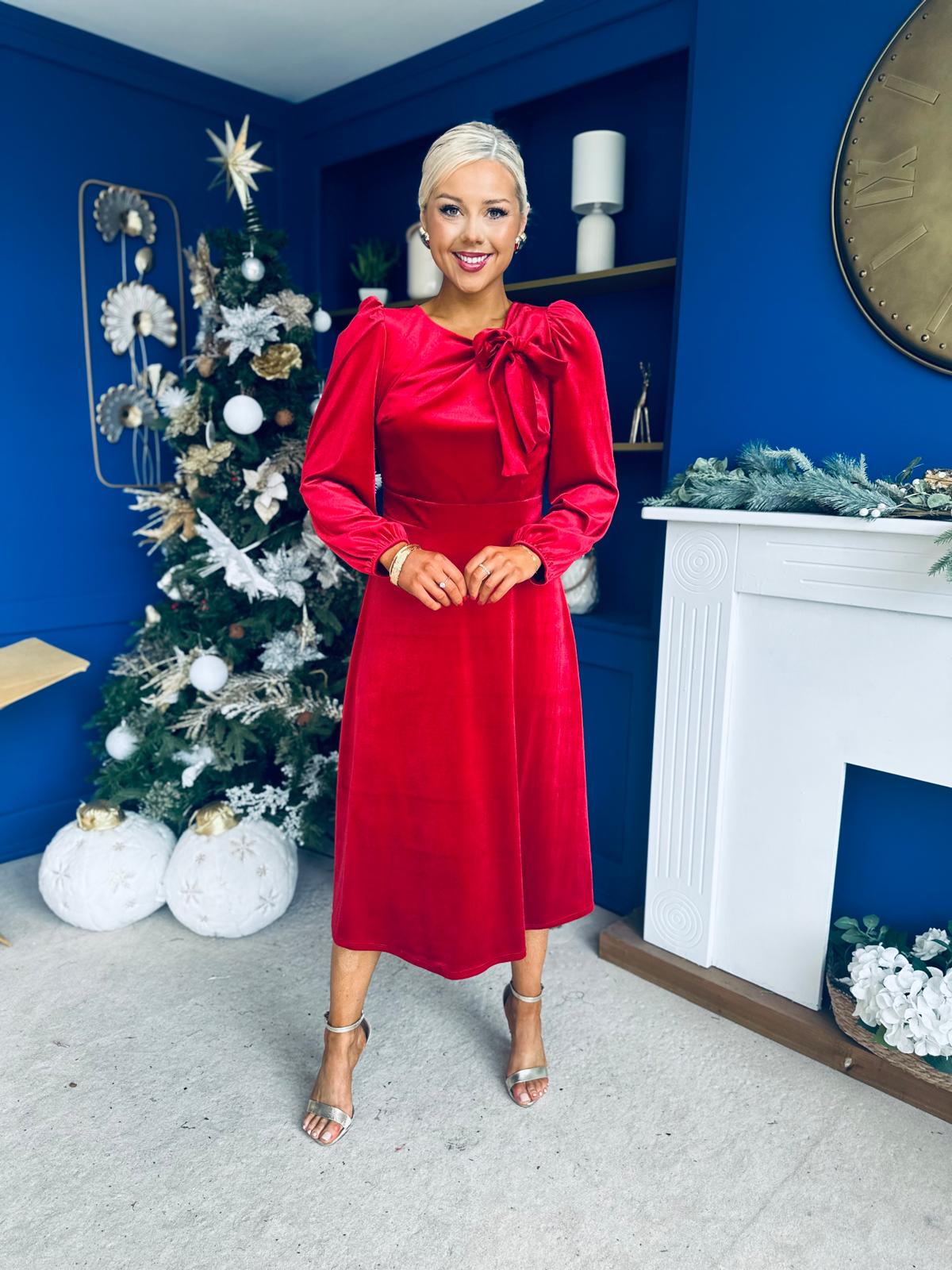 Lauren Detaild Velvet Occasion Dress Red