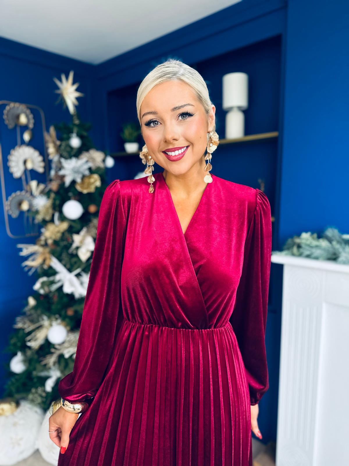 Avril Pleated Velvet Midi Dress Wine