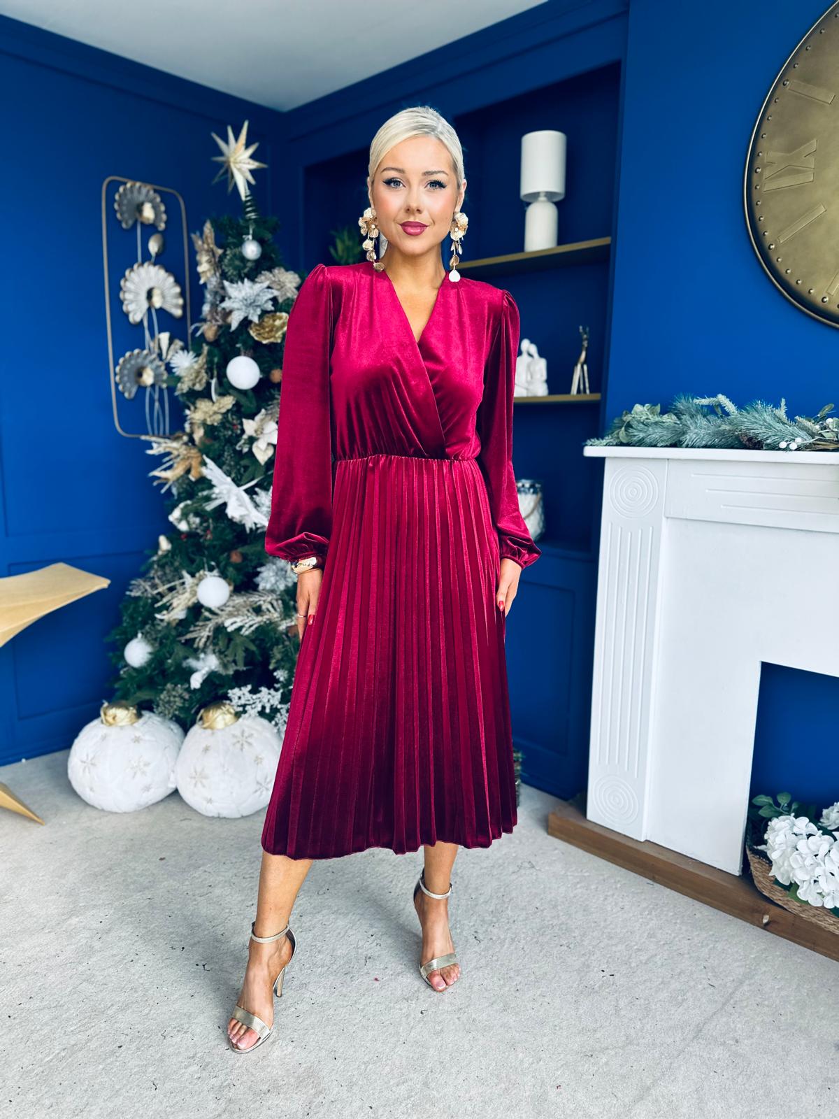 Avril Pleated Velvet Midi Dress Wine