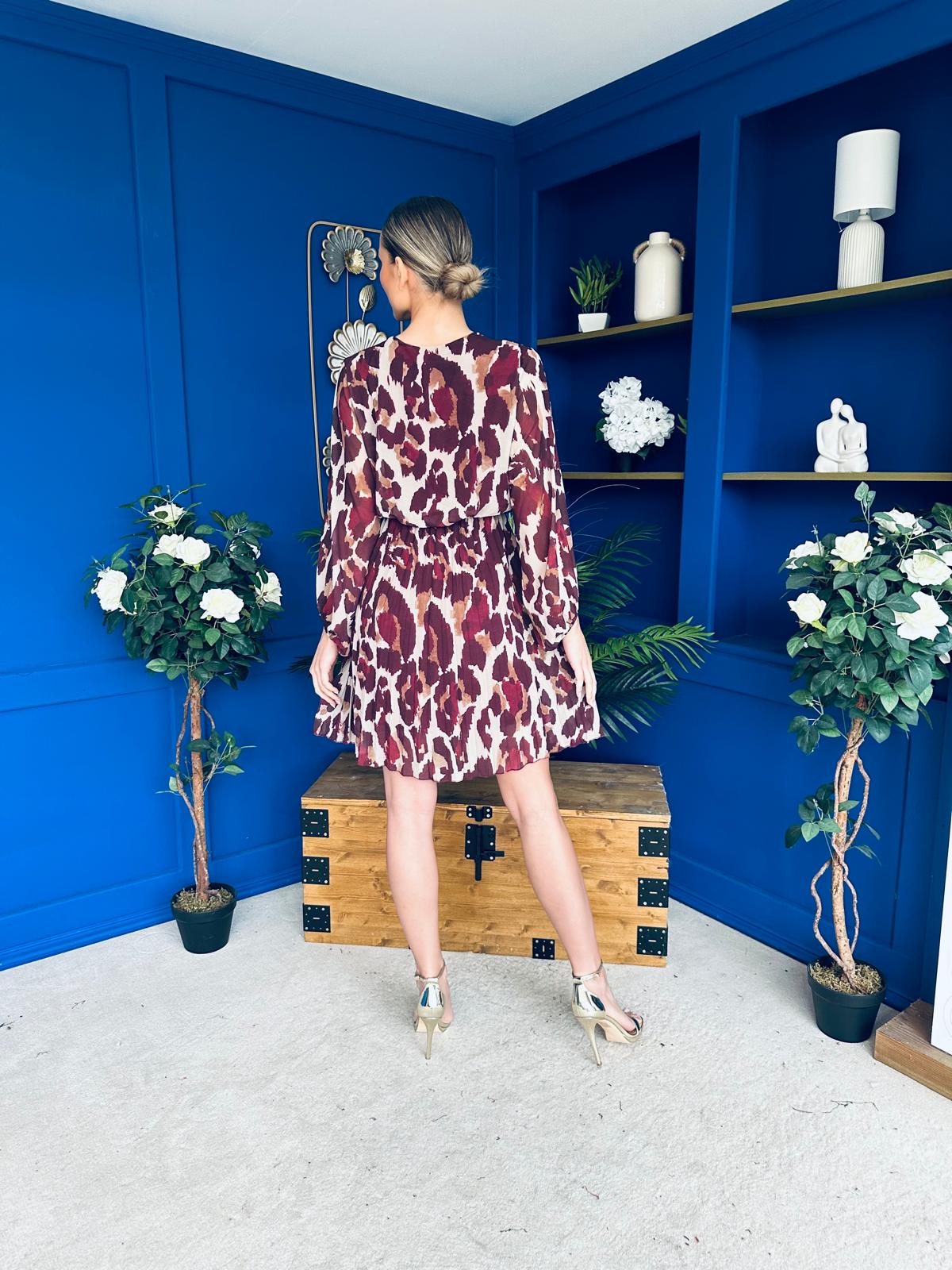 Rianna Pleated Detail Mini Burgundy