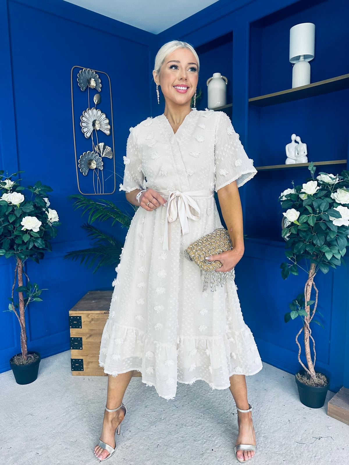 Fiadh Detailed Occasion Midi Dress Beige / Ecru