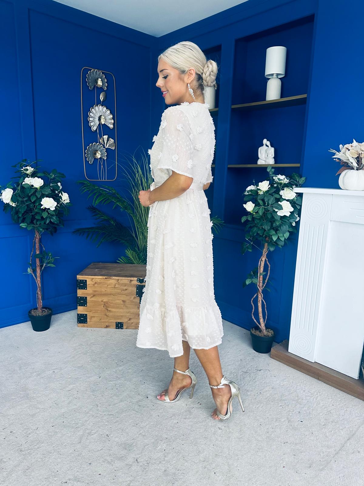 Fiadh Detailed Occasion Midi Dress Beige / Ecru