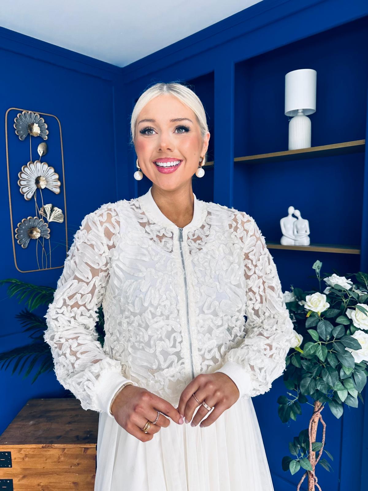 Yasmin Detailed Sheer Jacket Cream