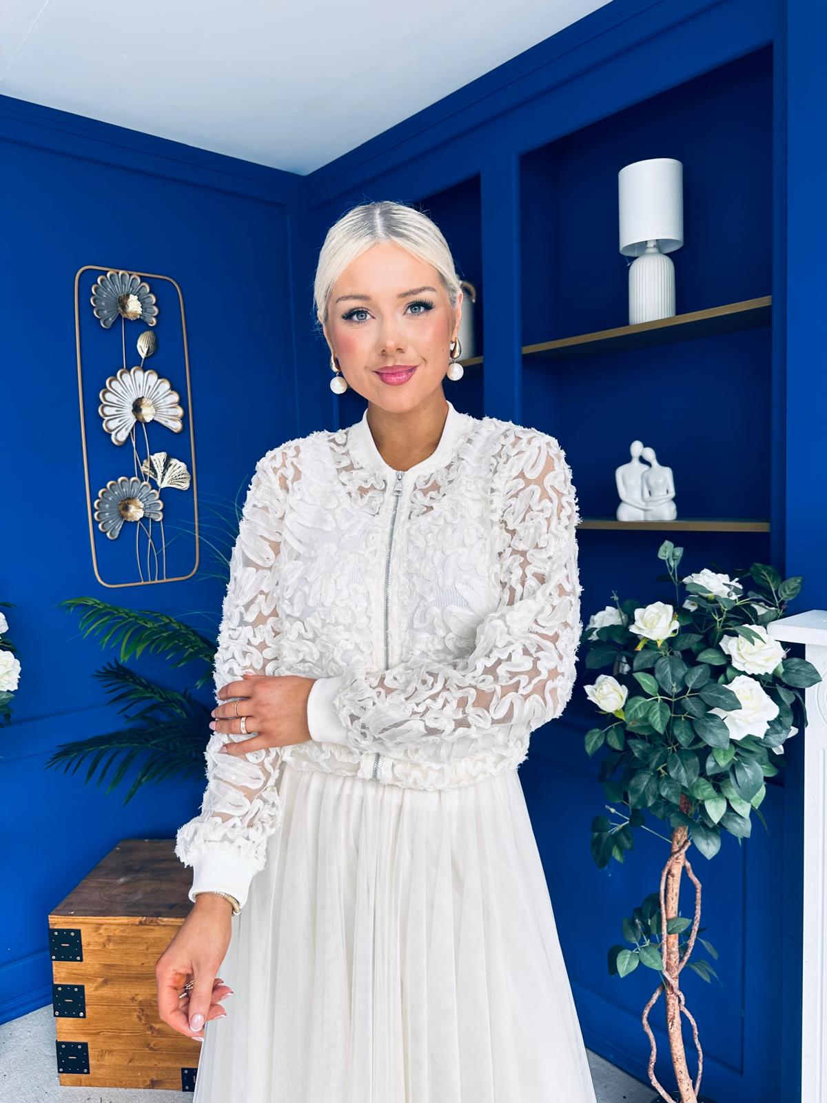 Yasmin Detailed Sheer Jacket Cream