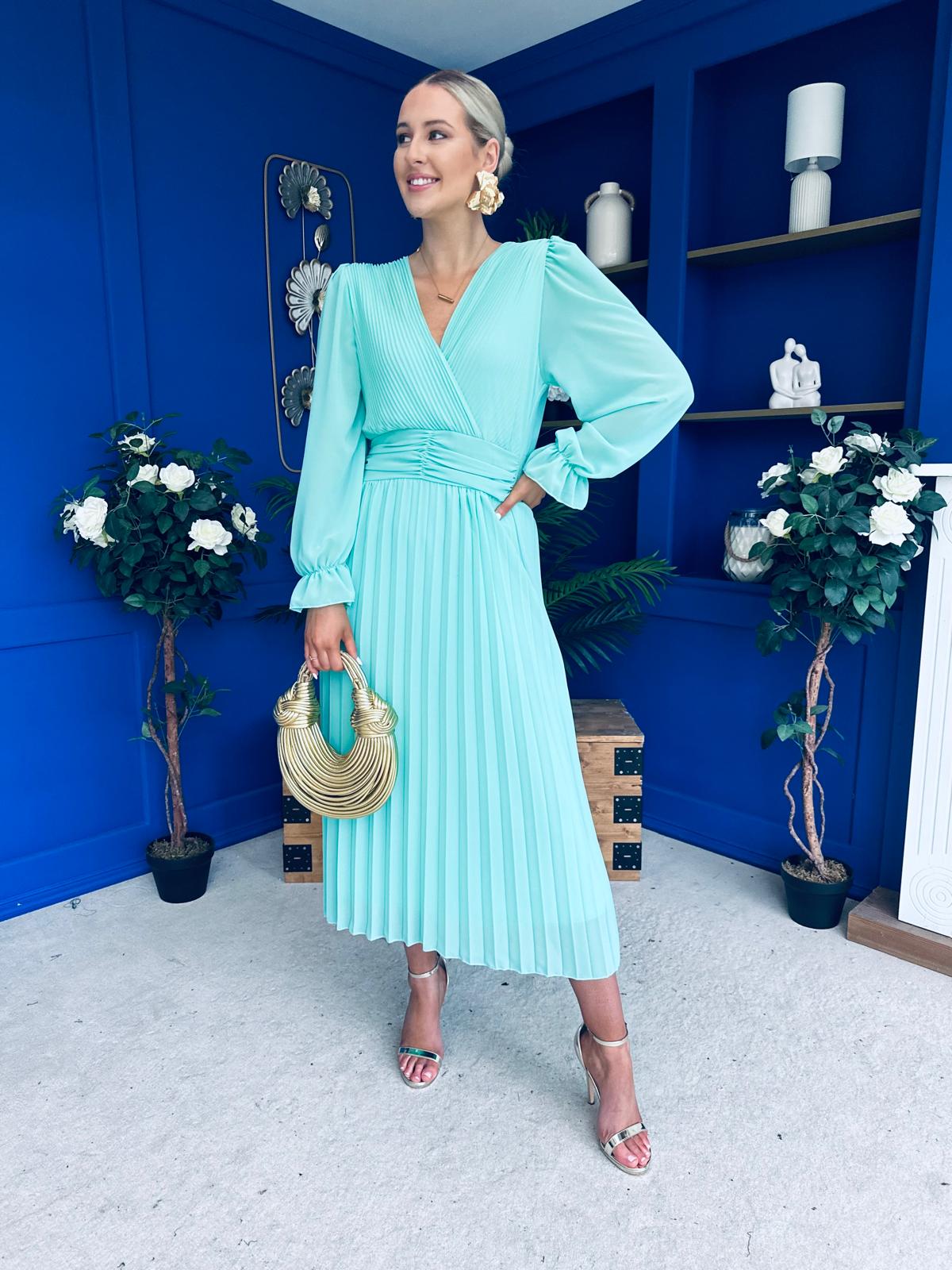 Clodagh Pleat Detailed Midi Dress Pastel Green Canella Lane Clodagh Pleat Detailed Midi Dress Pastel Green Canella Lane