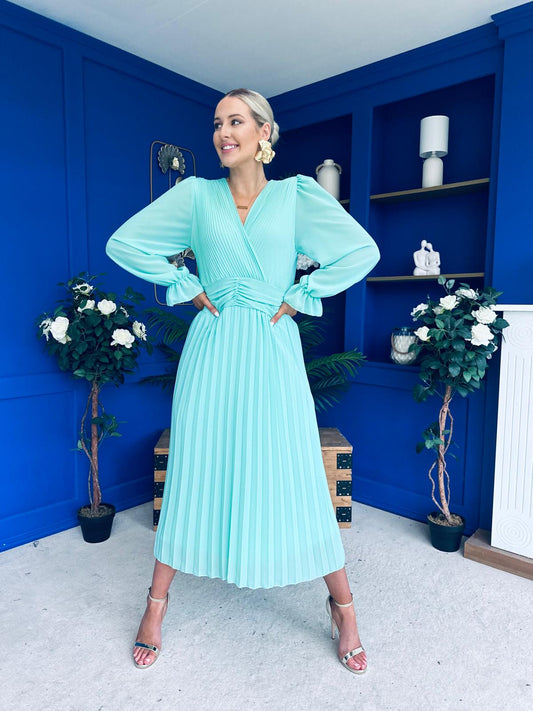 Clodagh Pleat Detailed Midi Dress Pastel Green