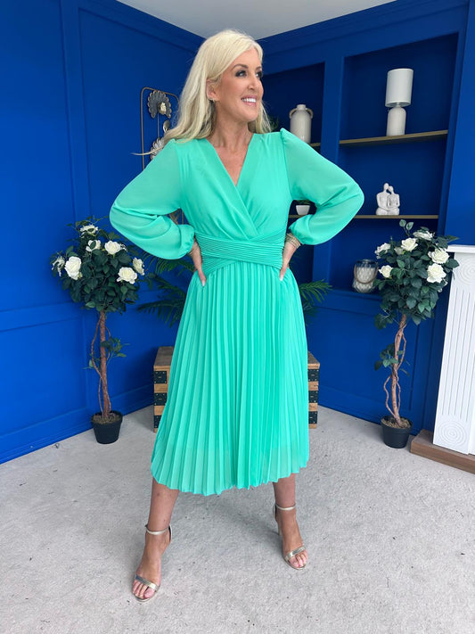 Muireann Twist Detail Midi Dress Pastel Green