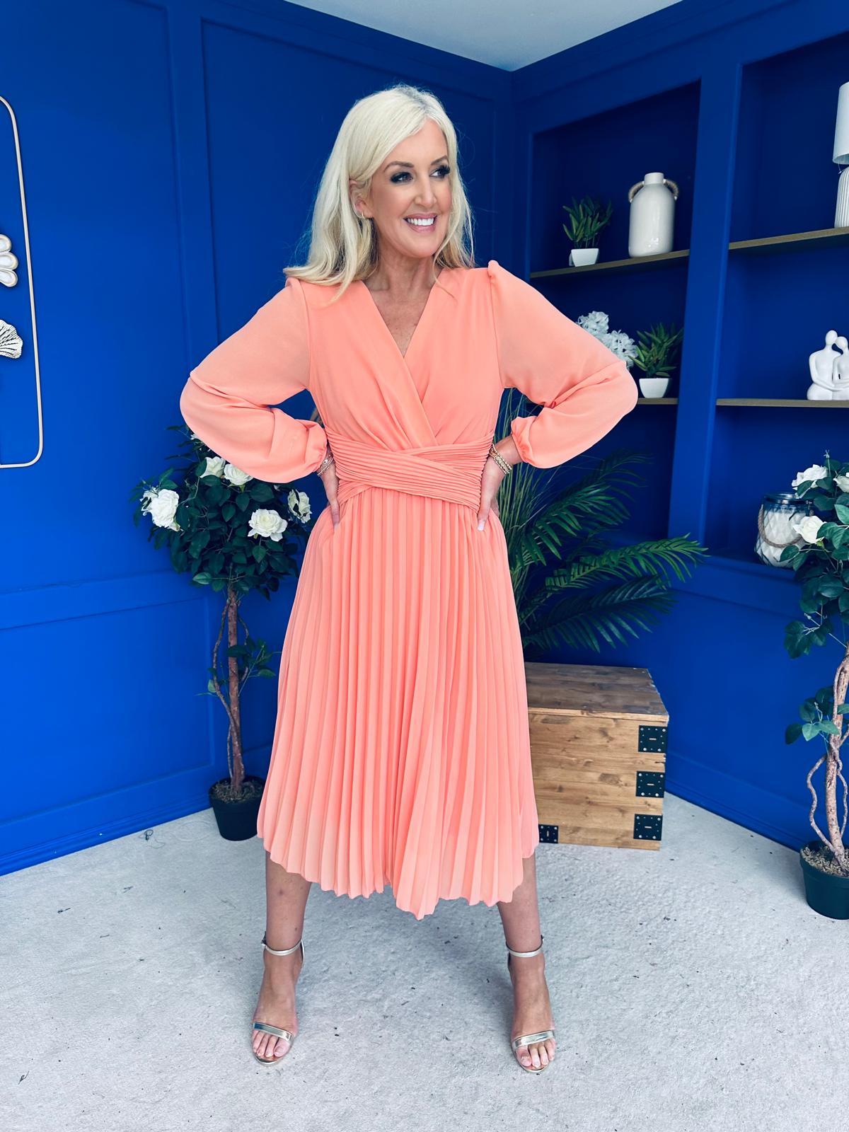 Muireann Twist Detail Midi Dress Peach