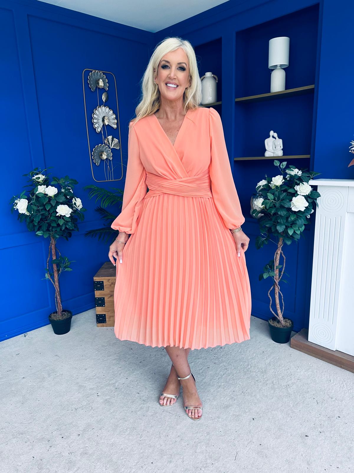 Muireann Twist Detail Midi Dress Peach