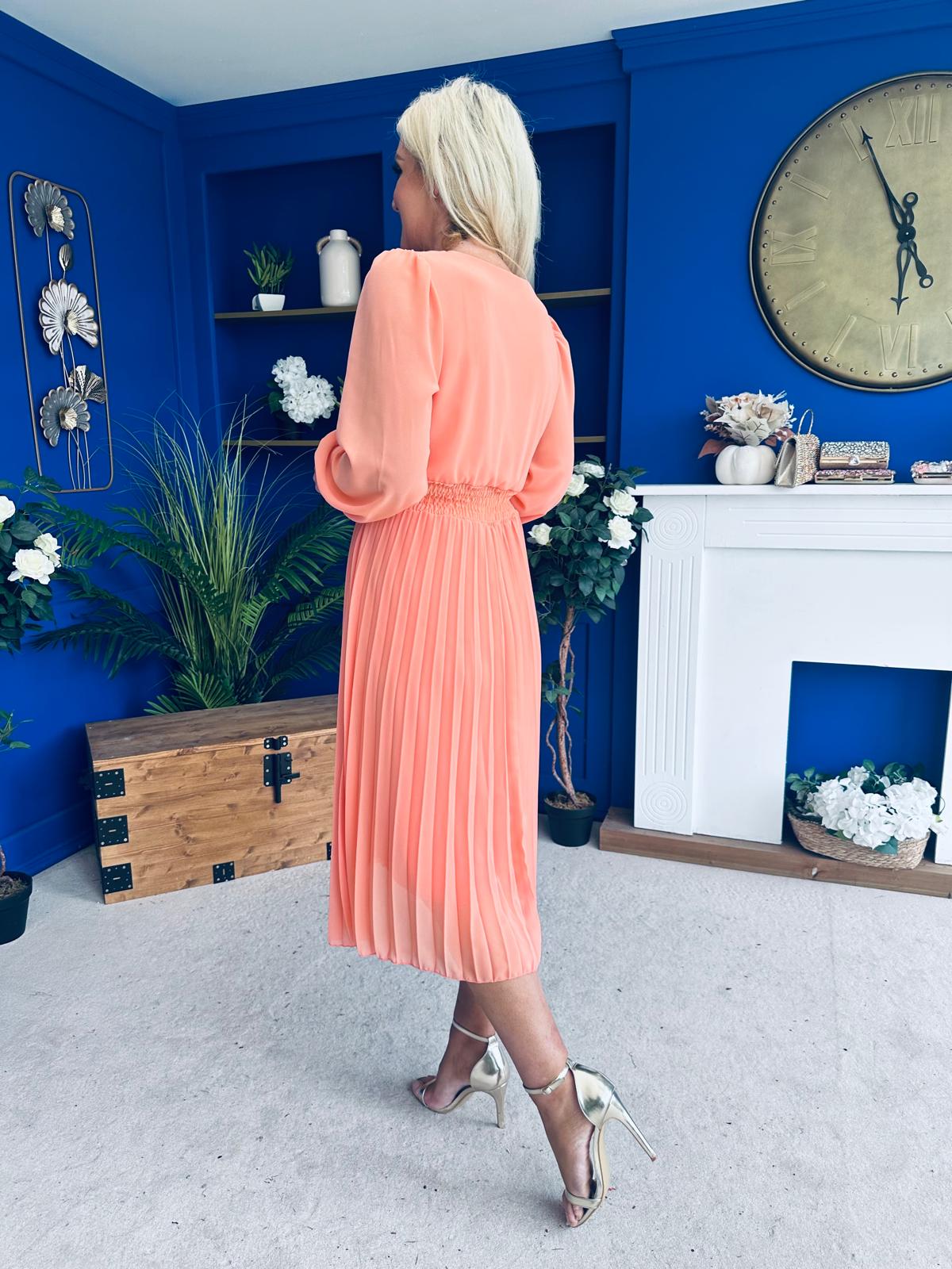 Muireann Twist Detail Midi Dress Peach