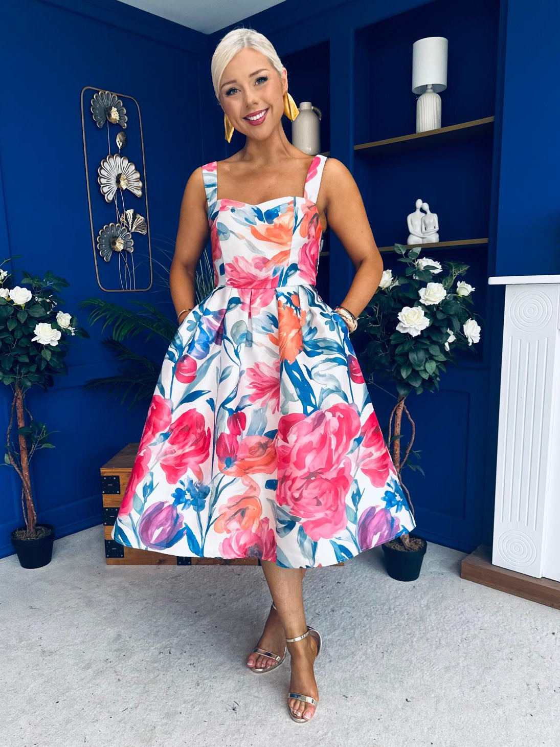Raisa Strappy Sweetheart Neck Midi Dress Floral