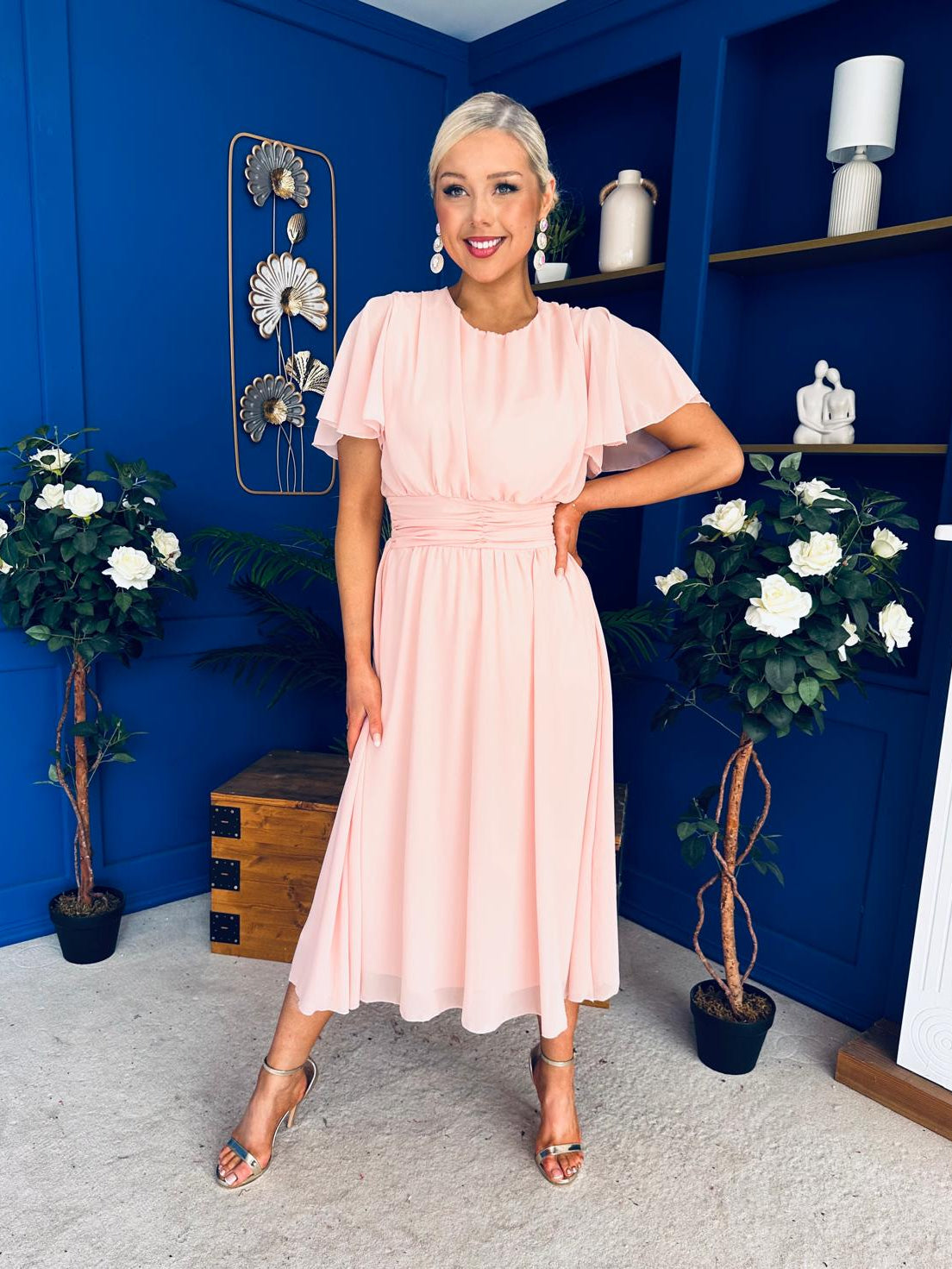 Aoibhinn Gathered Detail Midi Dress Pwr Pink