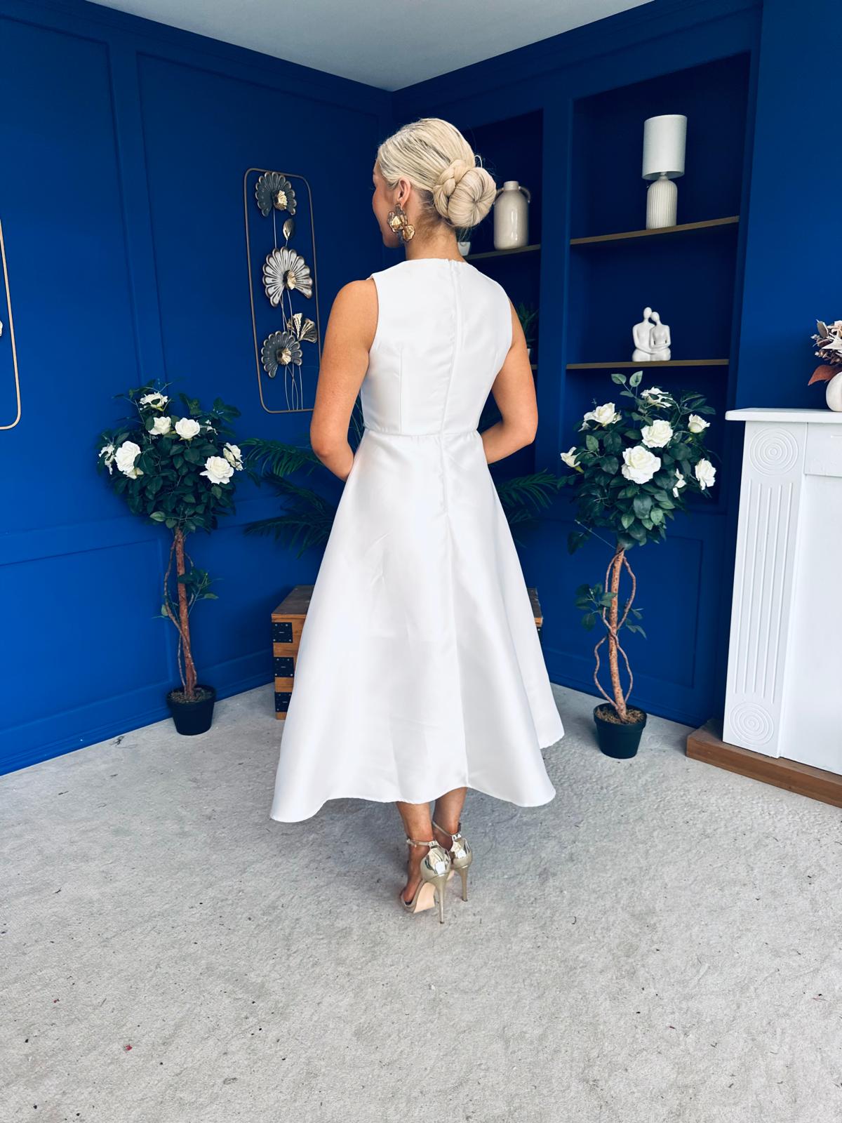 Sabrina Detailed Midi Dress Floral White