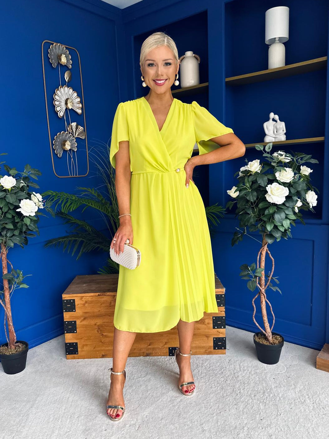 Mabel Pleat Detail Midi Dress Lime
