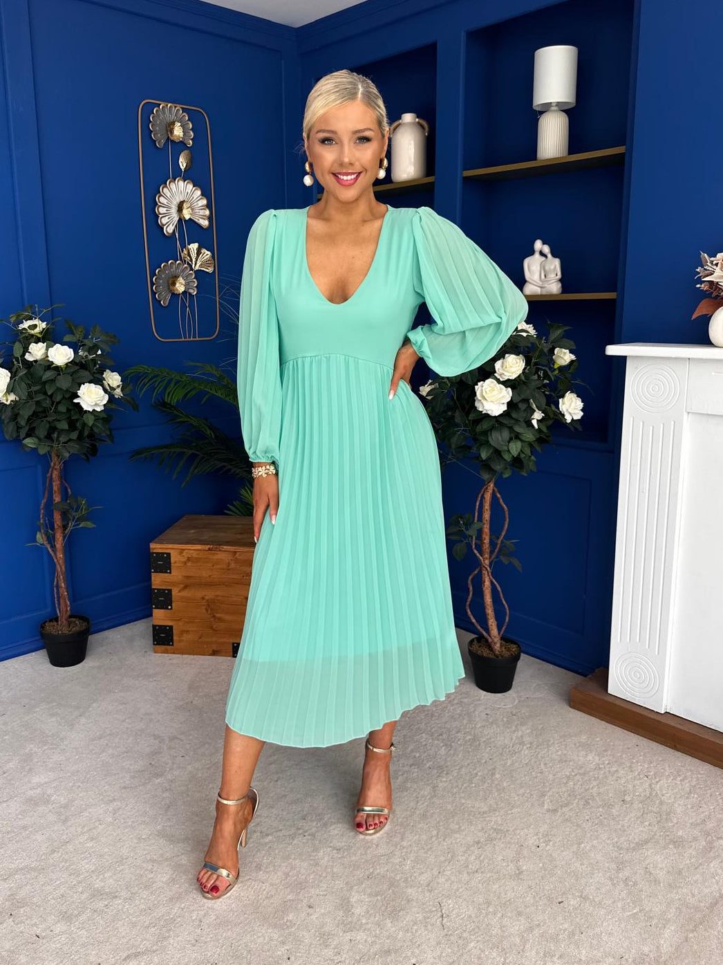 Ciara Pleat Detail Midi Dress Pastel