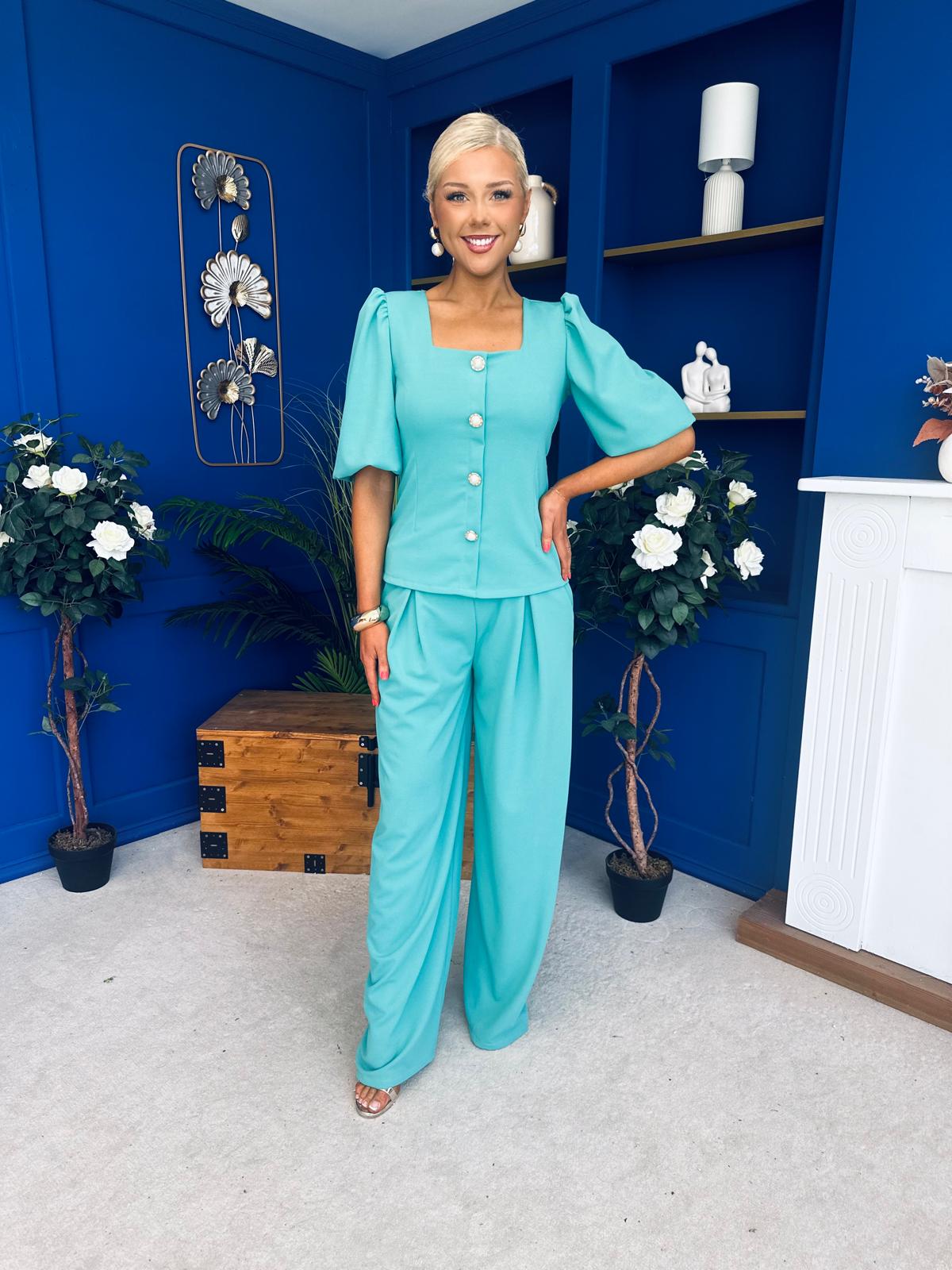 Daniella Detailed Top And Trouser Set Pastel