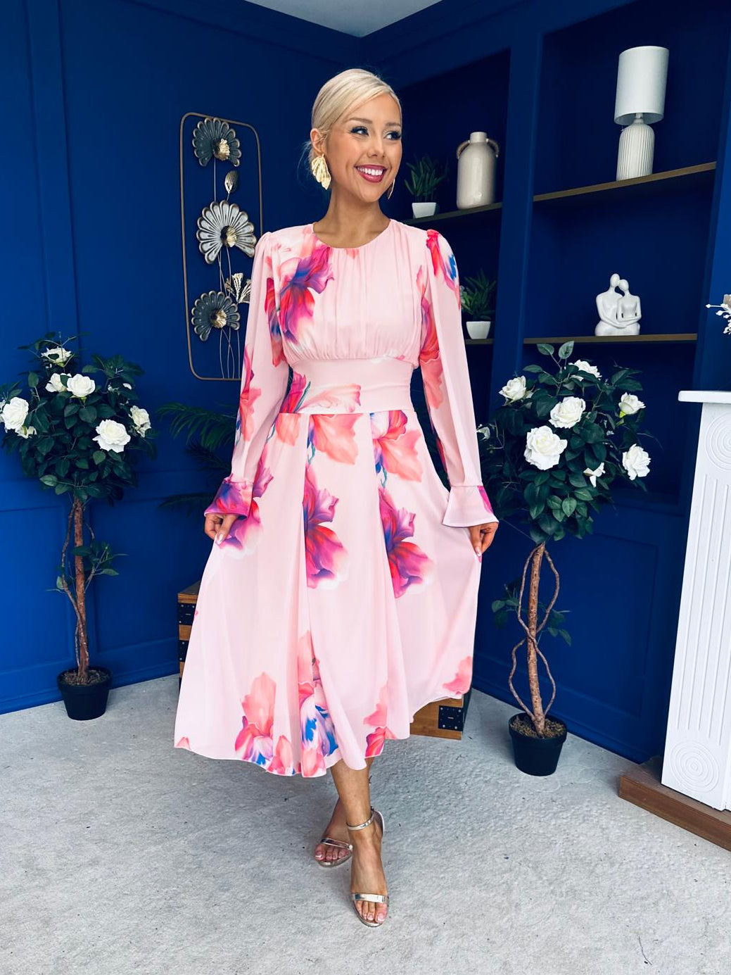 Kaylinn Banded Midi Dress Floral Peach