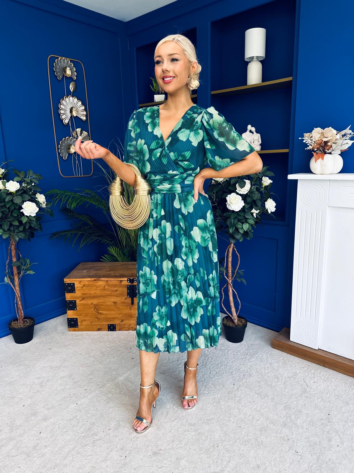 Saorlaith Pleated Midi Dress Floral Green Canella Lane Saorlaith Pleated Midi Dress Floral Green Canella Lane
