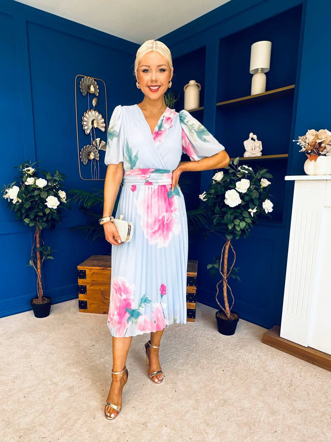 Saorlaith Pleated Midi Dress Floral Pwr Blue