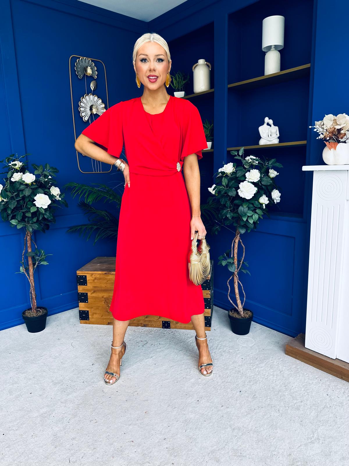 Naomi Gold Clasp Detailed Midi Dress Red