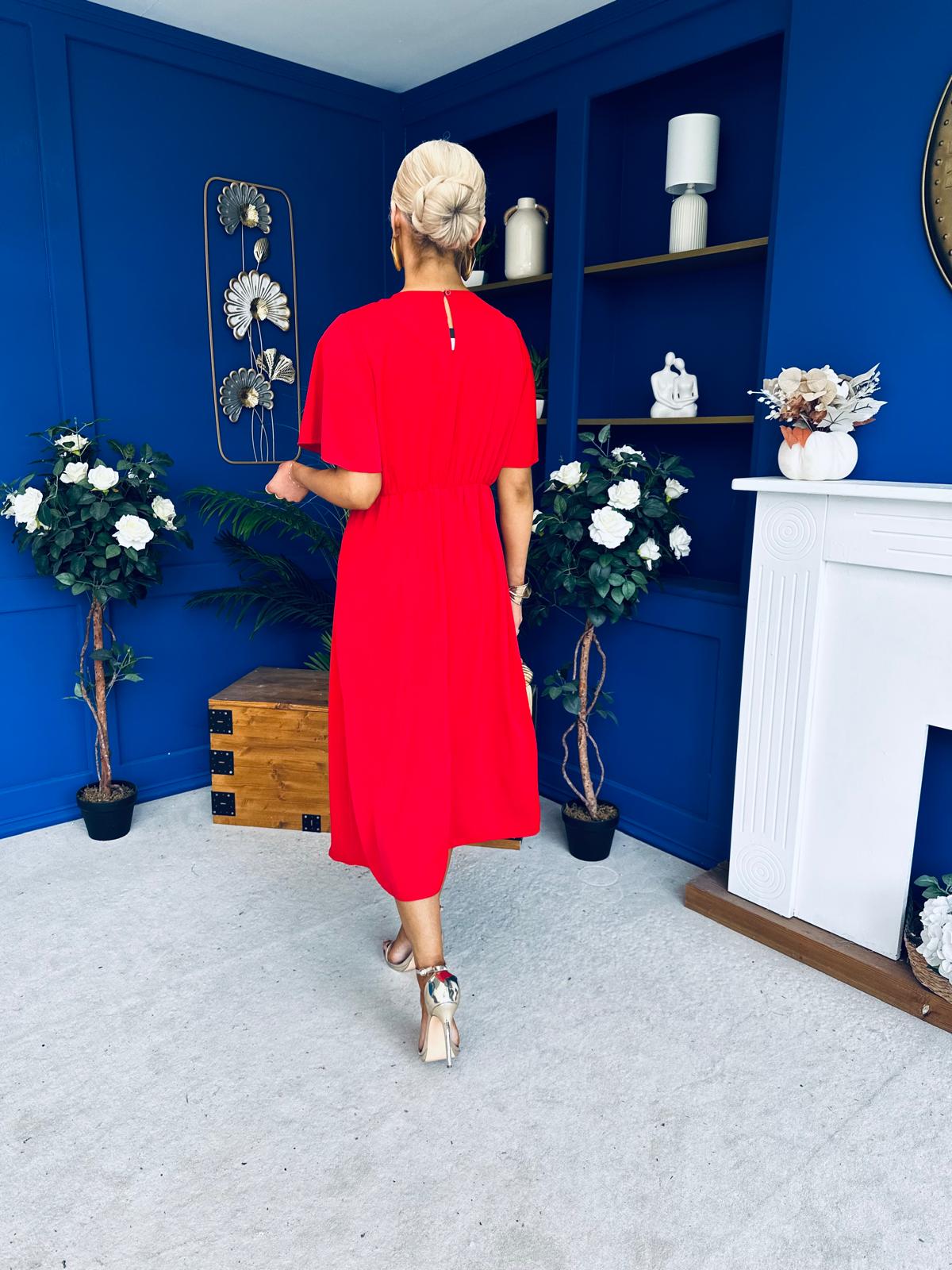 Naomi Gold Clasp Detailed Midi Dress Red
